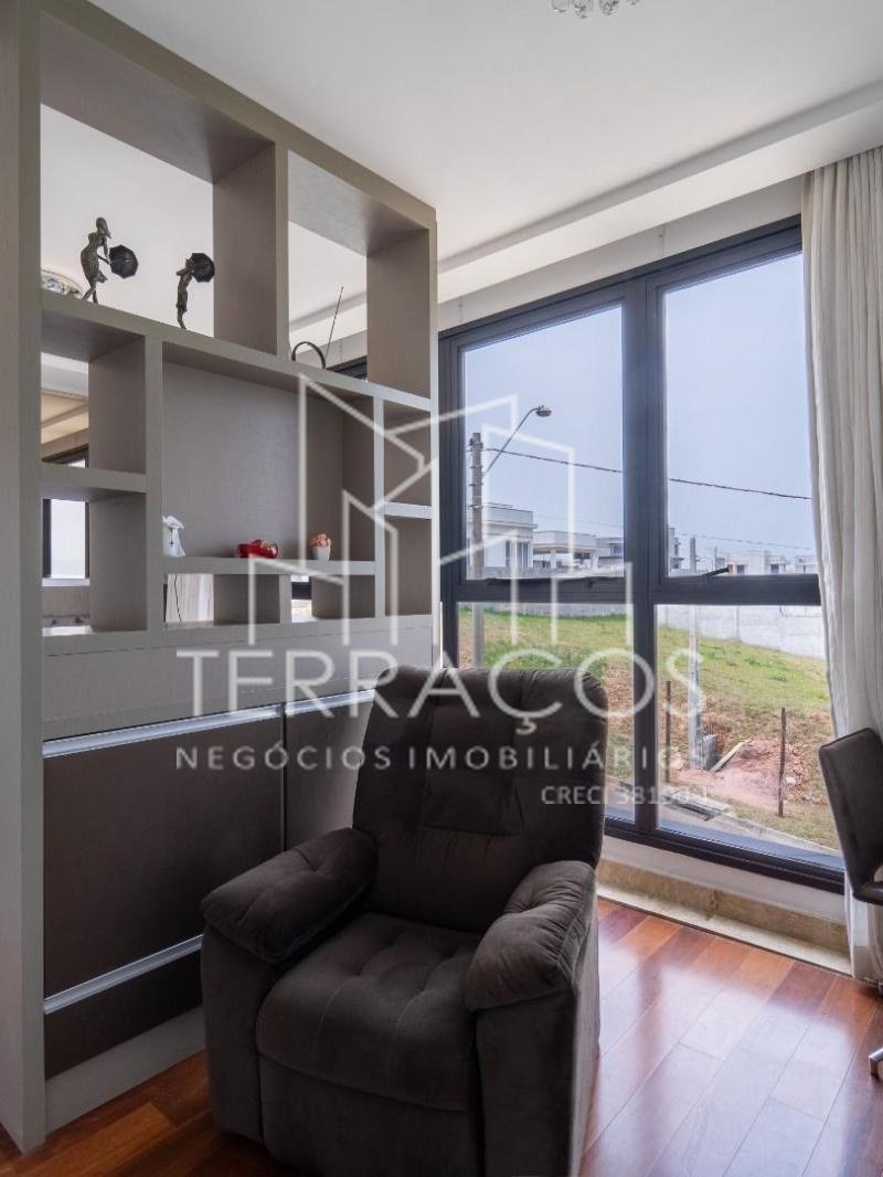 Garagem — residential / sobrado de 3 quartos 383m² venda em Vale Azul, Jundiaí SP R$ 2.499.000