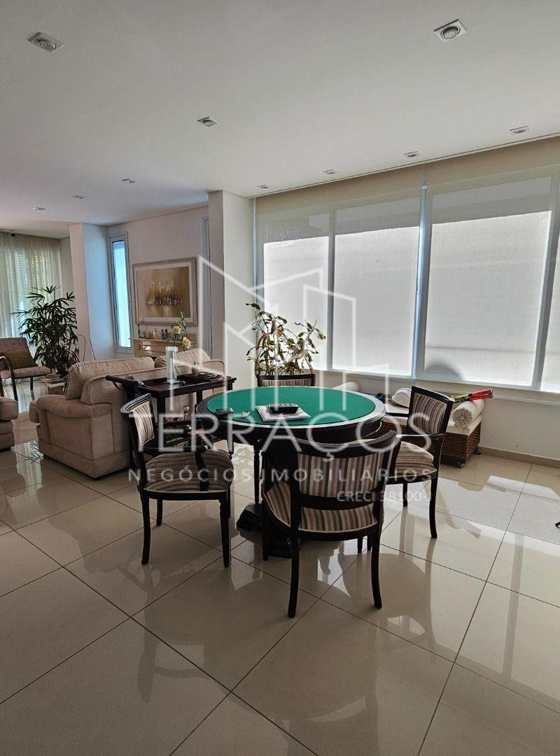 Garagem — casa de 4 quartos 581m² venda em Loteamento Portal do Paraíso I, Jundiaí SP R$ 3.200.000